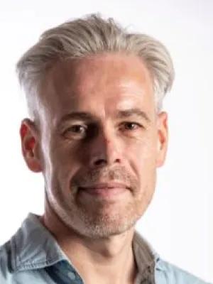 Professor Iain Gordon