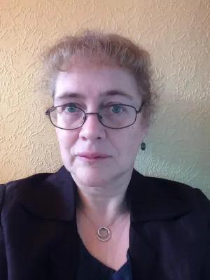 Dr Lucy Blackburn